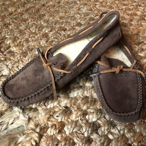 Women’s size 8 UGG Moccasin